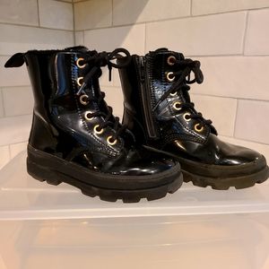 Patent leather Girls boots